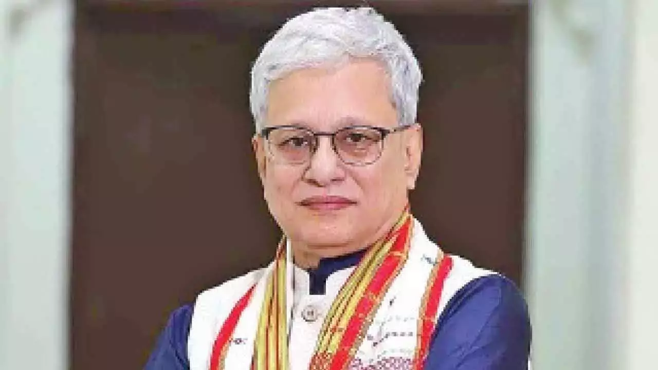 Governor के एट होम कार्यक्रम में राजनीतिक हस्तियों ने शिरकत की