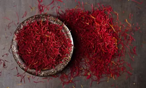 Kesar Upay: केसर के तीन उपाय सोए हुए भाग्य को करेंगे जागृत Kesar Upay: केसर के तीन उपाय सोए हुए भाग्य को करेंगे जागृत