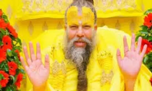 Premanand Maharaj: लोगों की बुरी नजर या आपके कर्म? प्रेमानंद महाराज ने दूर किया भ्रम