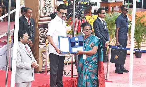 CHENNAI: 2 जानें बचाईं, अपनी जान गंवा दी, बहादुर जवान की विधवा ने सरकार से मदद मांगी