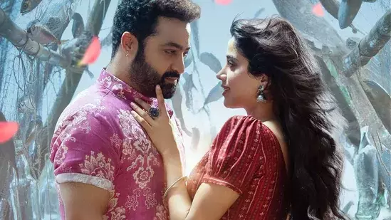 देवरा 2 बंद नहीं हुई है जूनियर NTR की सीक्वल की शूटिंग इस मई में शुरू देवरा 2 बंद नहीं हुई है जूनियर NTR की सीक्वल की शूटिंग इस मई में शुरू