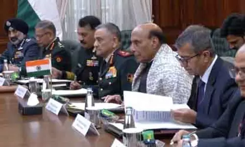 राजनाथ सिंह ने बड़े रक्षा समझौते से पहले EU प्रतिनिधिमंडल से बातचीत की