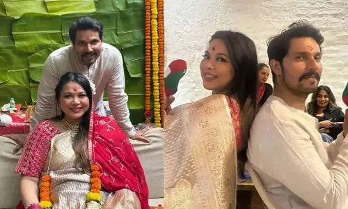 होने वाले माता-पिता रणदीप हुड्डा और लिन लैशराम ने एक इंटीमेट Baby Shower होस्ट किया होने वाले माता-पिता रणदीप हुड्डा और लिन लैशराम ने एक इंटीमेट Baby Shower होस्ट किया