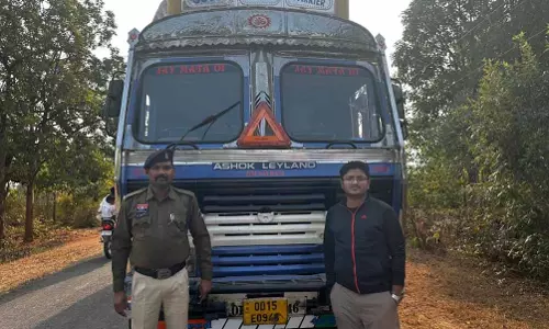 धान से भरा ट्रक जब्त, महासमुंद में बड़ी कार्रवाई