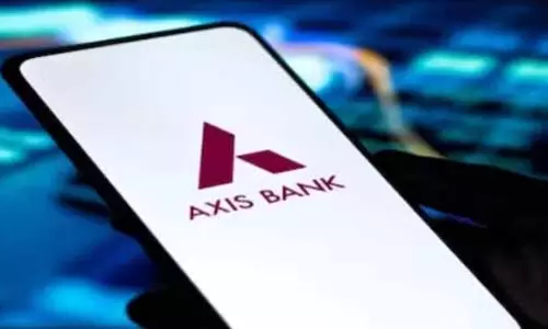 Q3 नतीजों के बाद Axis Bank के शेयरों में 5 प्रतिशत से ज़्यादा की तेज़ी आई Q3 नतीजों के बाद Axis Bank के शेयरों में 5 प्रतिशत से ज़्यादा की तेज़ी आई