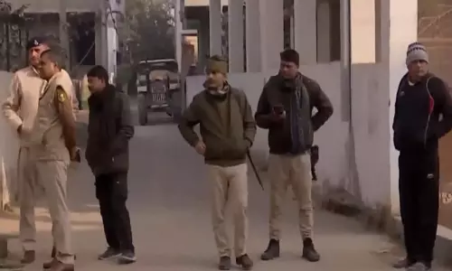 Bihar में हमले के दावों के बाद कांग्रेस के बागी नेता शकील अहमद के पटना आवास के बाहर सुरक्षा बढ़ी