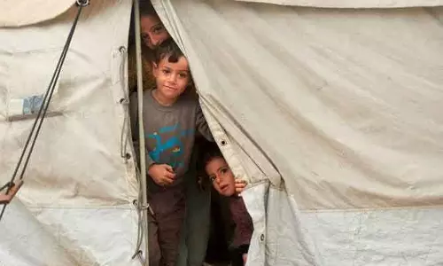 Palestinian परिवार ने UK में प्रवेश रोकने के फैसले के खिलाफ दायर की याचिका