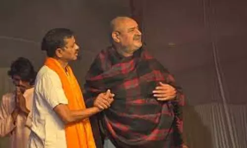 Farrukhabad: श्री रामनगरी मेले में नाटक ने दर्शकों को किया मंत्रमुग्ध Farrukhabad: श्री रामनगरी मेले में नाटक ने दर्शकों को किया मंत्रमुग्ध