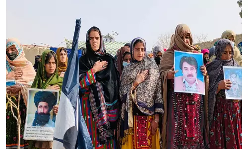 Balochistan भर में बलूच नरसंहार स्मरण दिवस के अवसर पर सेमिनार और कैंडल मार्च आयोजित किए गए Balochistan भर में बलूच नरसंहार स्मरण दिवस के अवसर पर सेमिनार और कैंडल मार्च आयोजित किए गए