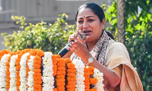 उद्यमियों के लिए बड़ी खुशखबरी, सीएम रेखा गुप्ता ने सरकार-गारंटीड क्रेडिट की घोषणा की