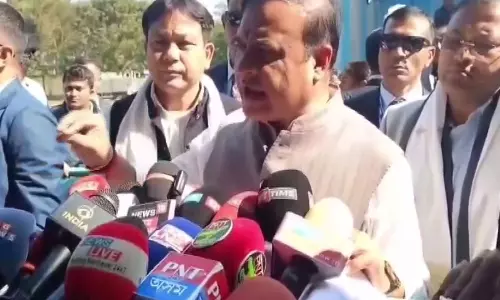 Assam के मुख्यमंत्री ने गमछा विवाद के बीच राहुल गांधी पर निशाना साधा Assam के मुख्यमंत्री ने गमछा विवाद के बीच राहुल गांधी पर निशाना साधा