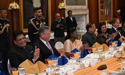 ईयू नेताओं के लिए भोज का आयोजन, उपराष्ट्रपति और केंद्रीय मंत्री ने लिया भाग