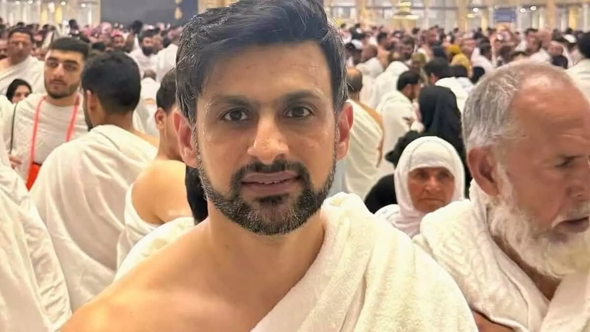 शोएब मलिक ने PSL से रिटायरमेंट के बाद आध्यात्मिक रास्ता चुना शोएब मलिक ने PSL से रिटायरमेंट के बाद आध्यात्मिक रास्ता चुना