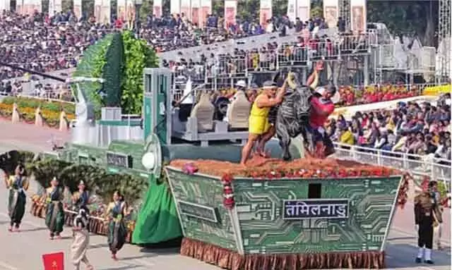 Tamil Nadu की सजावटी उर्दू जो आधुनिकता के साथ पारंपरिक गौरव को व्यक्त करती है Tamil Nadu की सजावटी उर्दू जो आधुनिकता के साथ पारंपरिक गौरव को व्यक्त करती है
