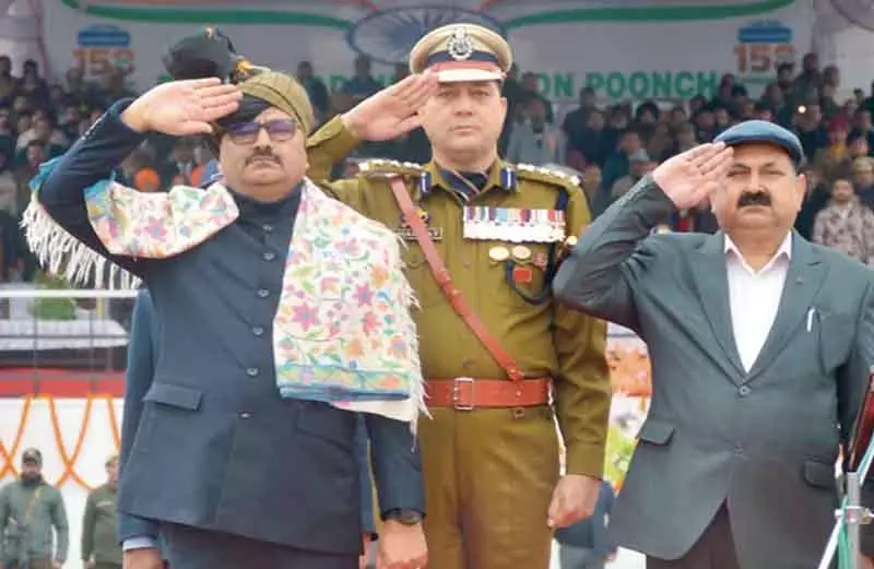 77वां गणतंत्र दिवस: Jammu संभाग में देशभक्ति के जोश के साथ मनाया गया 77वां गणतंत्र दिवस: Jammu संभाग में देशभक्ति के जोश के साथ मनाया गया