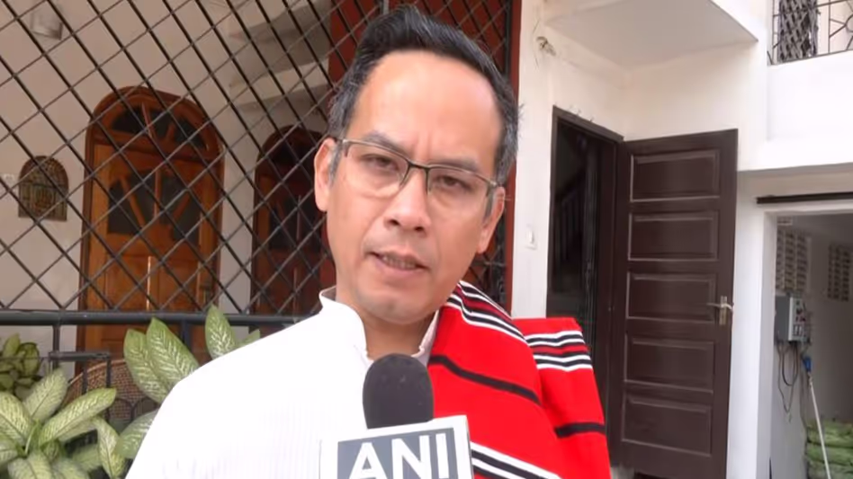 संसद लोकतंत्र का मंदिर है फिर भी LoP को नज़रअंदाज़ किया गया संसद लोकतंत्र का मंदिर है फिर भी LoP को नज़रअंदाज़ किया गया
