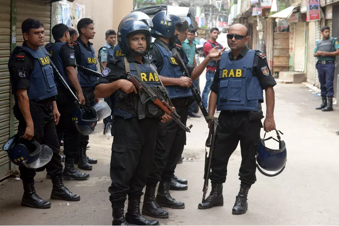 Bangladesh: चुनाव से पहले सुरक्षा स्थिति तेज़ी से खतरनाक होती जा रही Bangladesh: चुनाव से पहले सुरक्षा स्थिति तेज़ी से खतरनाक होती जा रही