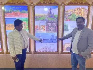 Farrukhabad: कम्पिल जैन मंदिर हुआ लखनऊ आर्ट गैलरी का हिस्सा Farrukhabad: कम्पिल जैन मंदिर हुआ लखनऊ आर्ट गैलरी का हिस्सा