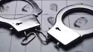 Perambalur: गैंगस्टर ने पुलिस पर हमला किया, मुठभेड़ में मारा गया Perambalur: गैंगस्टर ने पुलिस पर हमला किया, मुठभेड़ में मारा गया