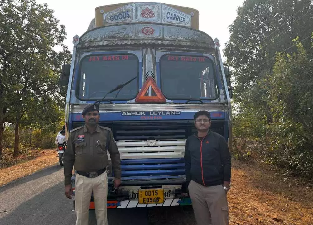 धान से भरा ट्रक जब्त, महासमुंद में बड़ी कार्रवाई धान से भरा ट्रक जब्त, महासमुंद में बड़ी कार्रवाई