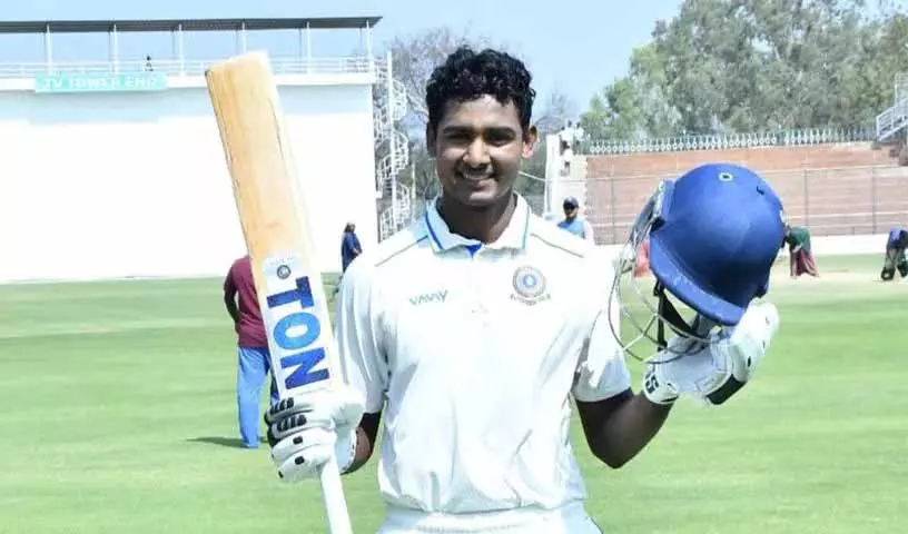 Ranji Trophy: आंध्र ने डिफेंडिंग चैंपियन विदर्भ को हराया Ranji Trophy: आंध्र ने डिफेंडिंग चैंपियन विदर्भ को हराया