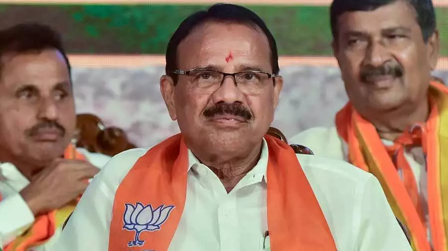 सीएम सिद्धारमैया 2028 में सत्ता में आने का सपना देख रहे हैं: DV Sadananda Gowda सीएम सिद्धारमैया 2028 में सत्ता में आने का सपना देख रहे हैं: DV Sadananda Gowda
