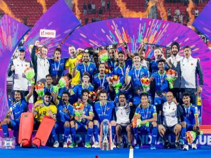 हॉकी इंडिया लीग में जीत के बाद वेदांता कलिंगा लांसर्स के कोच जे स्टेसी हॉकी इंडिया लीग में जीत के बाद वेदांता कलिंगा लांसर्स के कोच जे स्टेसी