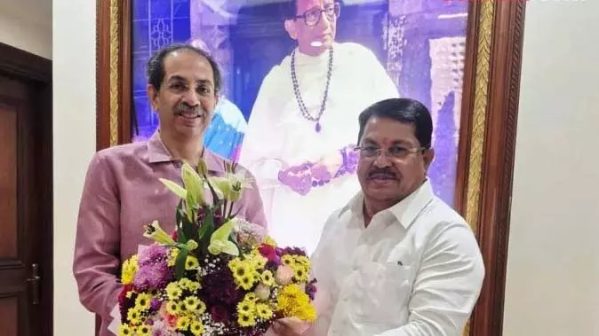 Chandrapur में उद्धव सेना कांग्रेस के साथ गठबंधन करेगी, लेकिन दो शर्तों के साथ Chandrapur में उद्धव सेना कांग्रेस के साथ गठबंधन करेगी, लेकिन दो शर्तों के साथ