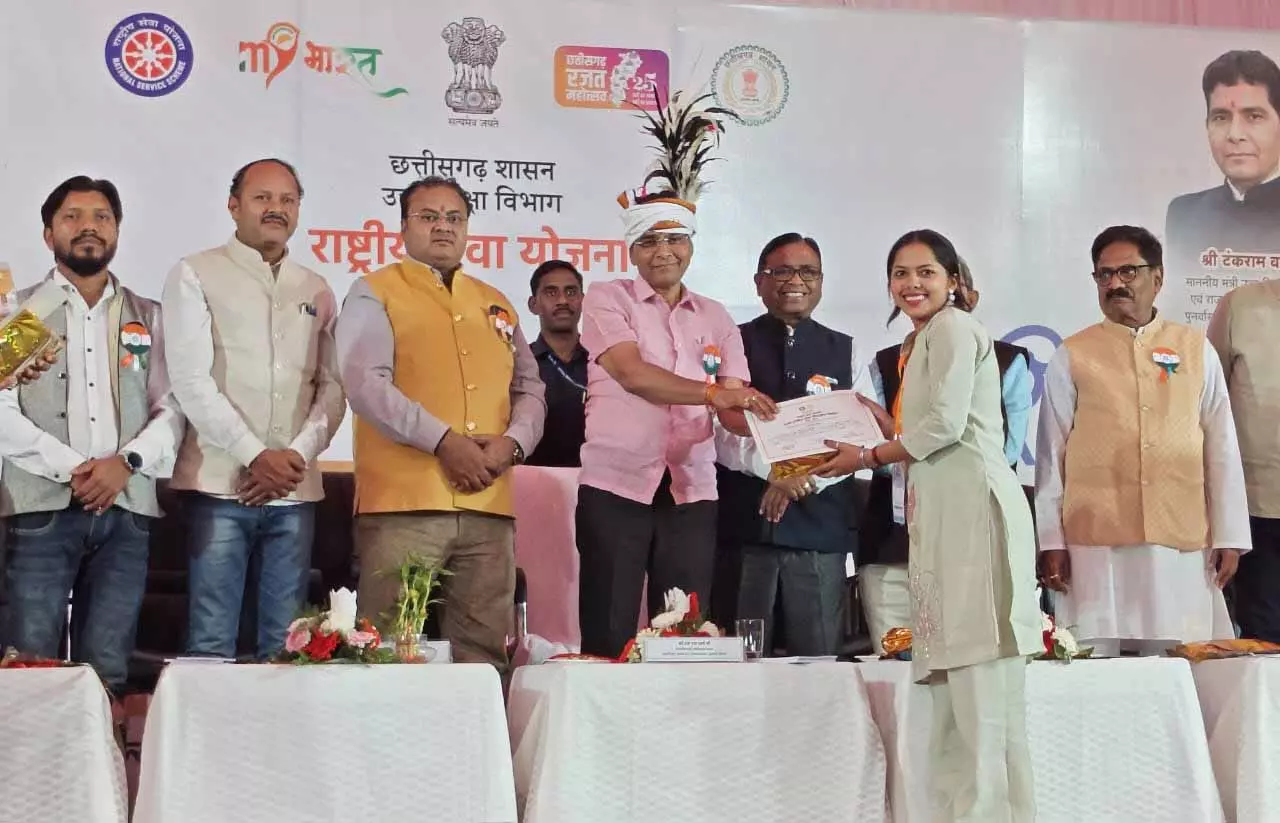 युवाओं की ऊर्जा ही राष्ट्र की असली ताकत: टंकराम वर्मा युवाओं की ऊर्जा ही राष्ट्र की असली ताकत: टंकराम वर्मा