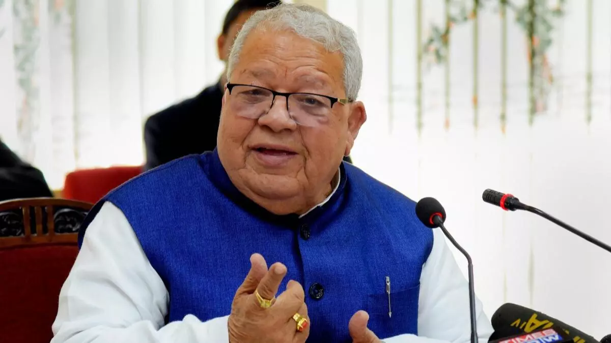 Deoria: कलराज मिश्रा ने शिक्षा नीति पर उठाया मुद्दा Deoria: कलराज मिश्रा ने शिक्षा नीति पर उठाया मुद्दा
