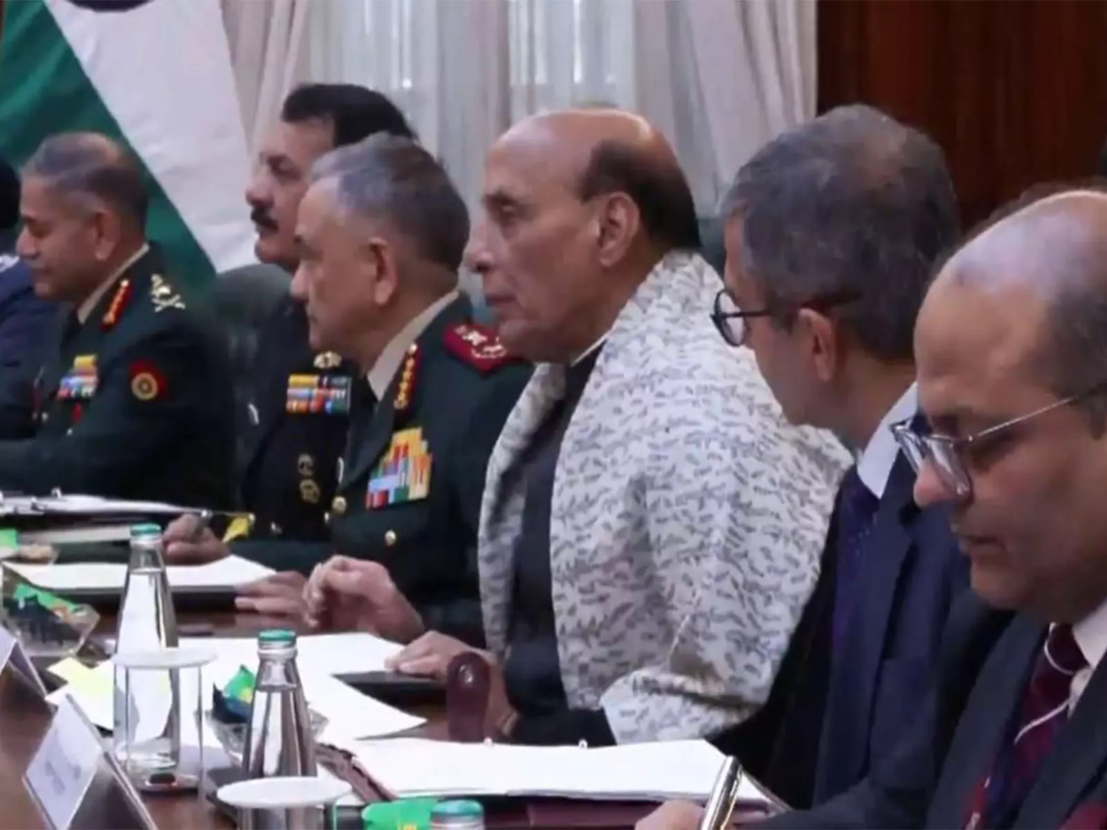 भारत-यूरोपीय संघ के बीच प्रौद्योगिकी और रक्षा समझौते से सहयोग मजबूत: Rajnath Singh भारत-यूरोपीय संघ के बीच प्रौद्योगिकी और रक्षा समझौते से सहयोग मजबूत: Rajnath Singh