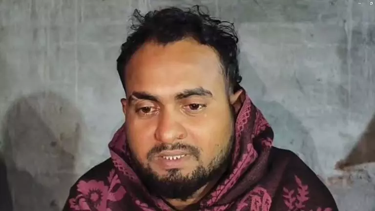 डरावनी चीख के बाद Vishnupadar सीढ़ियों से कूद गए डरावनी चीख के बाद Vishnupadar सीढ़ियों से कूद गए
