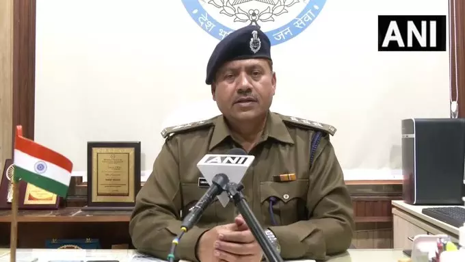 रैपिडो के नाम पर दुष्कर्म: कॉलेज छात्रा से धोखे से वारदात, आरोपी हिरासत में रैपिडो के नाम पर दुष्कर्म: कॉलेज छात्रा से धोखे से वारदात, आरोपी हिरासत में