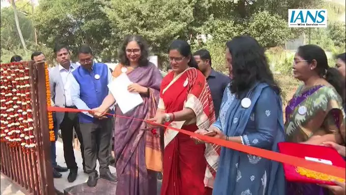 उड़ीसा में उपमुख्यमंत्री प्रवाती परिड़ा ने पञ्चतत्व पार्क का उद्घाटन किया उड़ीसा में उपमुख्यमंत्री प्रवाती परिड़ा ने पञ्चतत्व पार्क का उद्घाटन किया