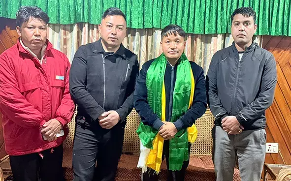 Arunachal: परोपकारी रंटन सुब्बा को सम्मानित किया गया Arunachal: परोपकारी रंटन सुब्बा को सम्मानित किया गया