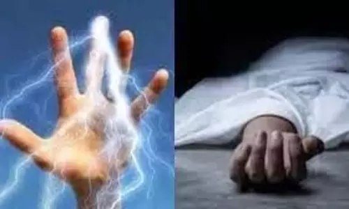 Uttrakhand: हाई-टेंशन लाइन की चपेट में आने से महिला की दुखद मौत Uttrakhand: हाई-टेंशन लाइन की चपेट में आने से महिला की दुखद मौत