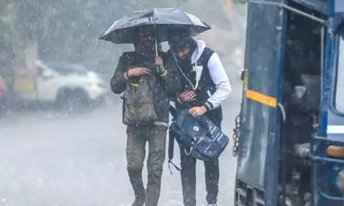 तेज हवा और बारिश से एनसीआर में बड़ी राहत, कई इलाकों में एक्यूआई सुधरा, न्यूनतम तापमान में गिरावट के आसार