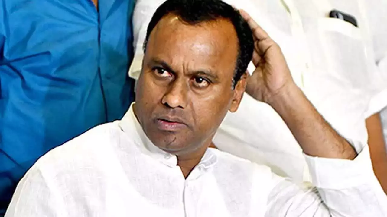 Telangana: राजगोपाल का आरोप है कि विकास फंड के आवंटन में सरकार ने भेदभाव किया Telangana: राजगोपाल का आरोप है कि विकास फंड के आवंटन में सरकार ने भेदभाव किया