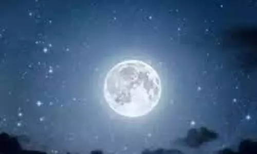 Magh Purnima 2026: माघ पूर्णिमा पर नहीं कर पाएंगे पवित्र नदियों में स्नान, घर बैठे कर लें ये 5 उपाय बरसेगी देवी-देवताओं की कृपा