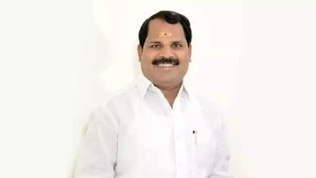 AICC ने शादनगर के विधायक शंकरैया को TPCC OBC प्रमुख नियुक्त किया है AICC ने शादनगर के विधायक शंकरैया को TPCC OBC प्रमुख नियुक्त किया है