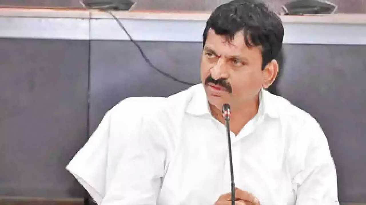 Telangana: पोंगूलेटि ने बड़े राजस्व सुधारों की घोषणा की Telangana: पोंगूलेटि ने बड़े राजस्व सुधारों की घोषणा की