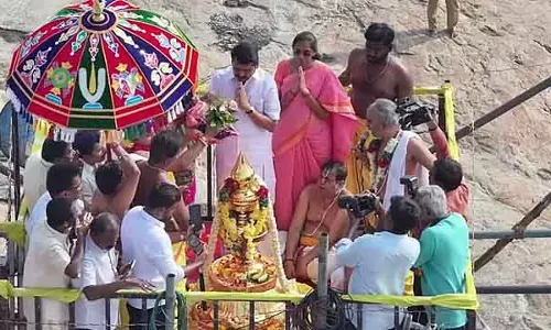 Karur में वेंकटरमण स्वामी मंदिर में कुंभाभिषेकम