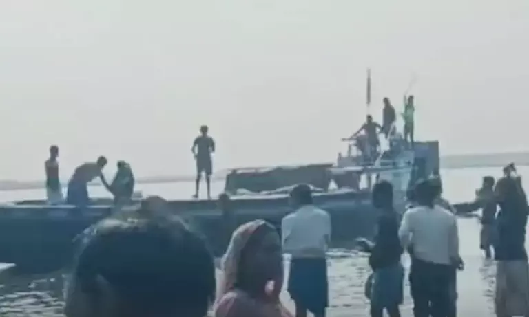 Assam: बारपेटा में यात्री नाव पलटने से सात लोगों के लापता होने की आशंका