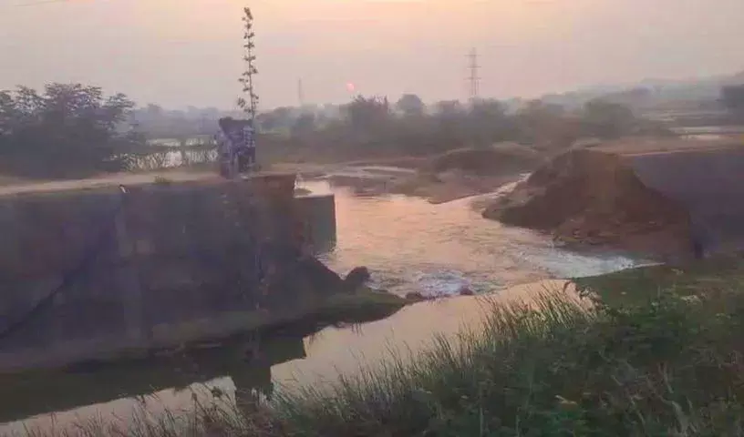 Mallanna Sagar प्रोजेक्ट में नहर टूटने से खेतों में पानी, किसानों ने लापरवाही का लगाया आरोप