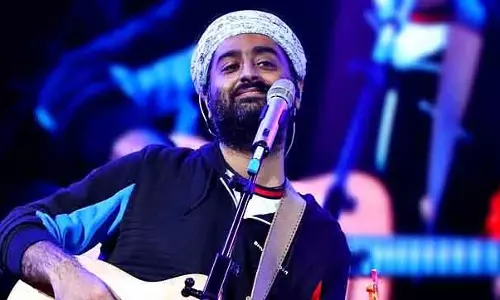 Arijit Singh ने अब और गाना न गाने का फैसला करके सबको चौंका दिया Arijit Singh ने अब और गाना न गाने का फैसला करके सबको चौंका दिया