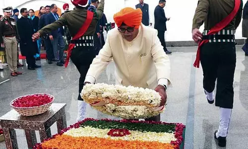 नशीली दवाओं के खिलाफ अभियान का नेतृत्व करें,  राज्यपाल Gulab Chand Kataria ने युवाओं से कहा