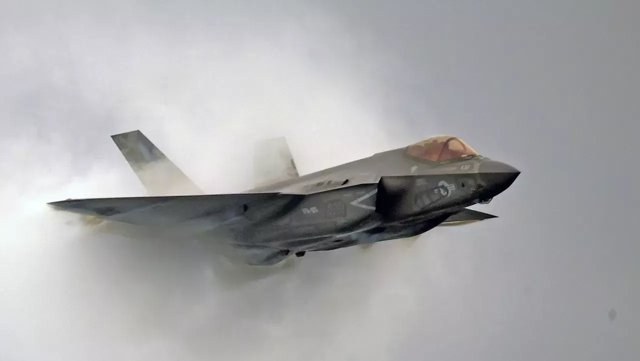 Tehran: F-35 विमान ईरान में गरजने को तैयार