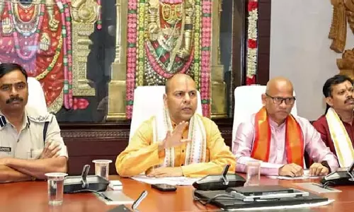 TTD EO का बयान: टीमवर्क से संभव हुआ रथ सप्तमी का सुचारु आयोजन TTD EO का बयान: टीमवर्क से संभव हुआ रथ सप्तमी का सुचारु आयोजन