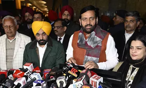 पंजाब, हरियाणा SYL विवाद को सुलझाने के लिए सेक्रेटरी-लेवल पैनल बनाएंगे पंजाब, हरियाणा SYL विवाद को सुलझाने के लिए सेक्रेटरी-लेवल पैनल बनाएंगे