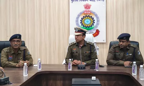 रायगढ़ जिले के सम्मानित पत्रकार साथियों के साथ वरिष्ठ पुलिस अधीक्षक की सौजन्य भेंट